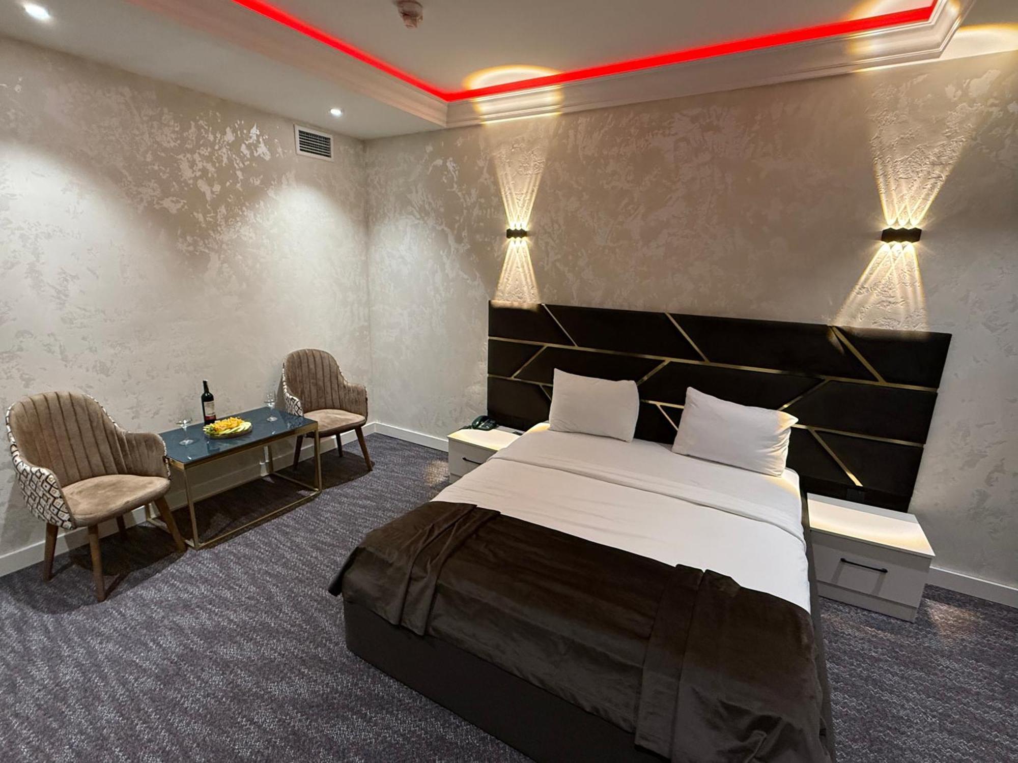 Black Mont Inn Hotel Баку Экстерьер фото