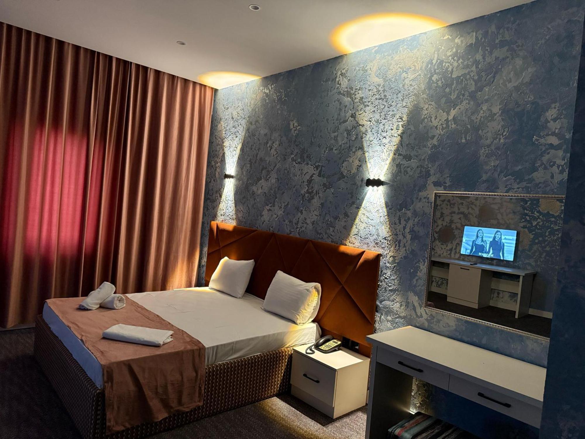 Black Mont Inn Hotel Баку Экстерьер фото