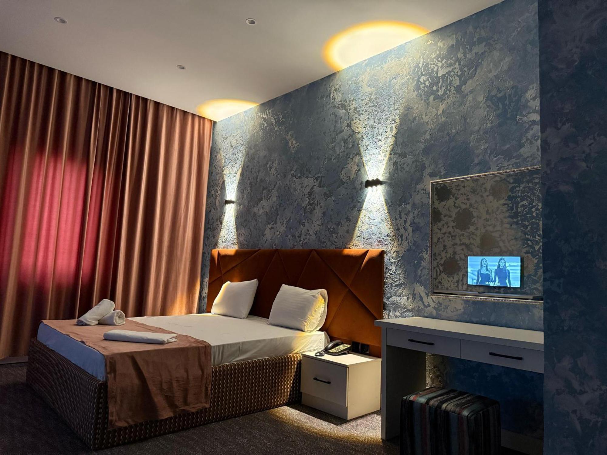 Black Mont Inn Hotel Баку Экстерьер фото