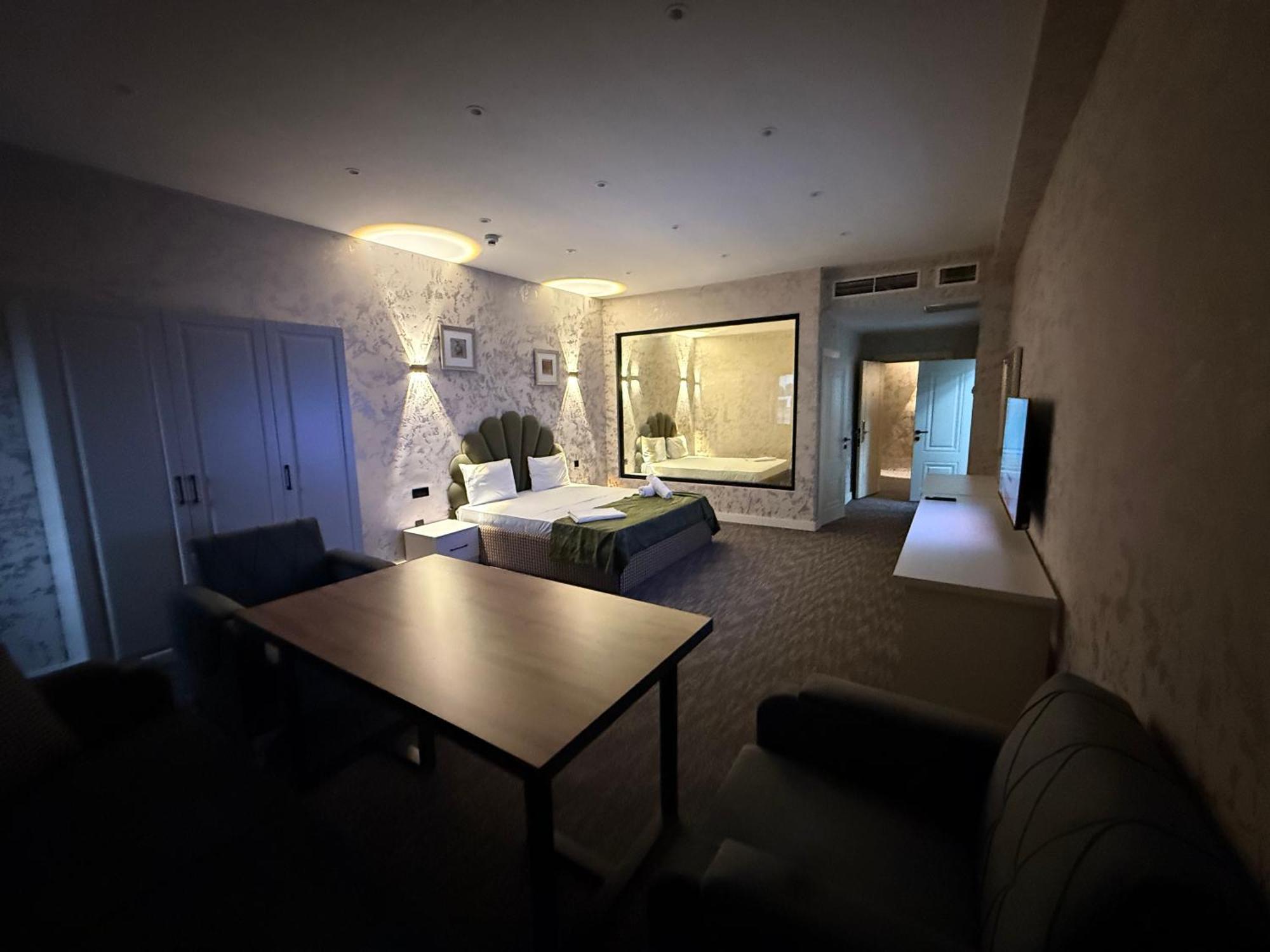 Black Mont Inn Hotel Баку Экстерьер фото