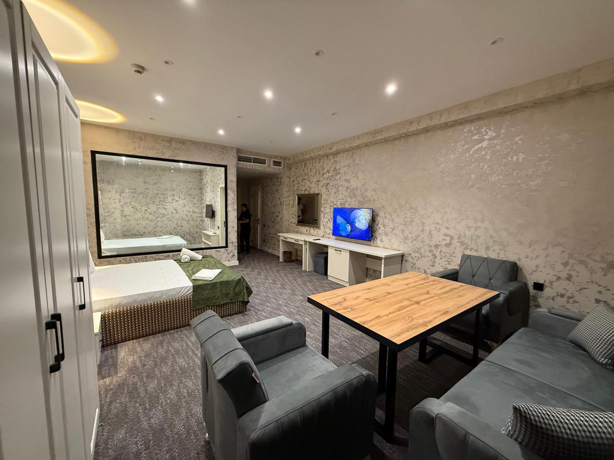 Black Mont Inn Hotel Баку Экстерьер фото