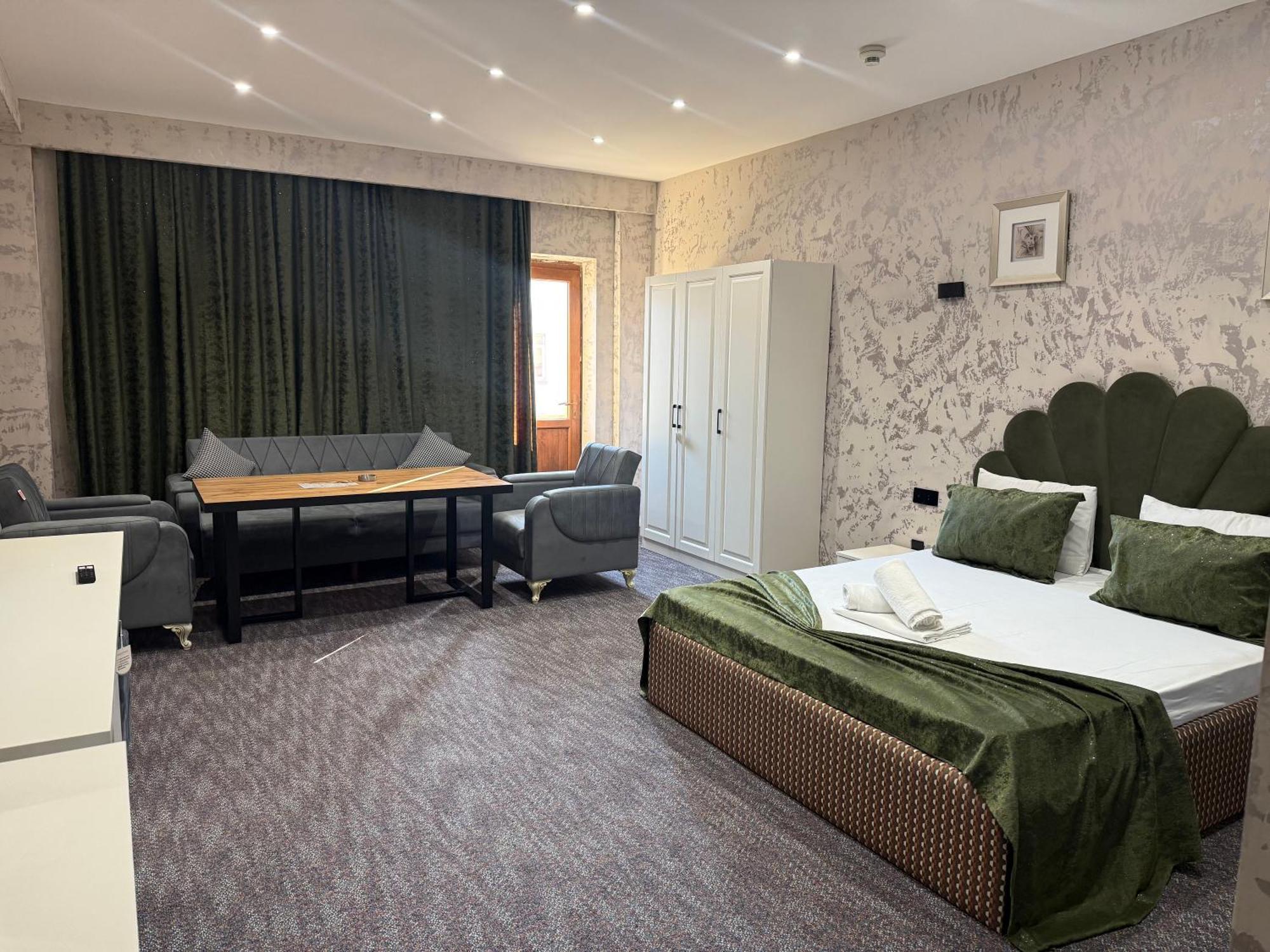 Black Mont Inn Hotel Баку Экстерьер фото
